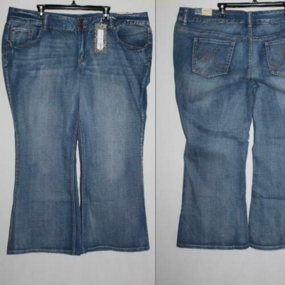NWT Maurices Kaylee Flare Jeans Medium Wash H10113 - Picture 9 of 9